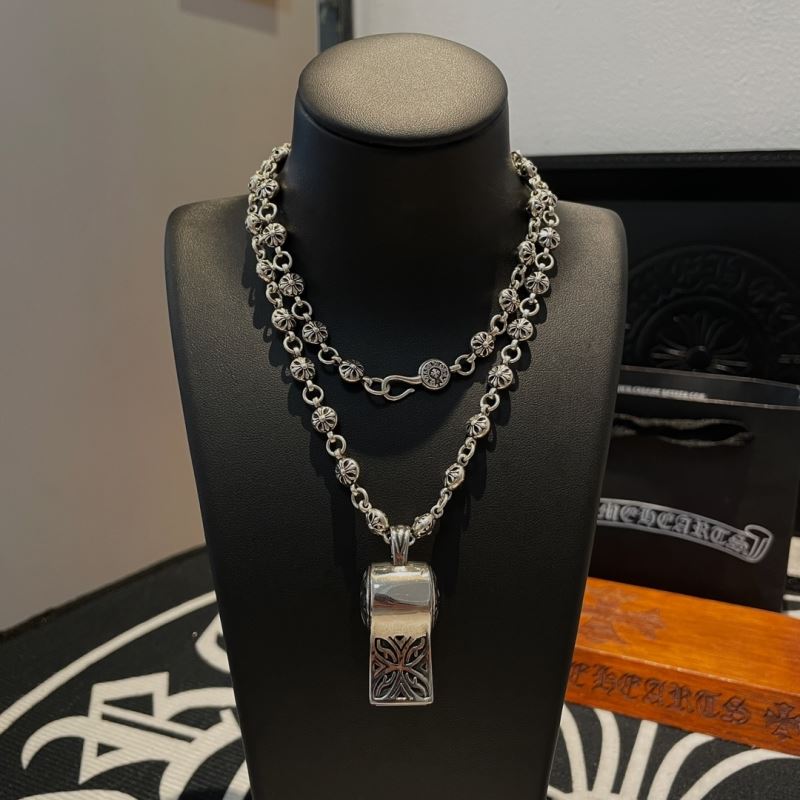 Ch*0me He**ts necklaces